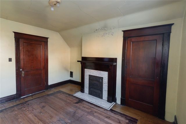 2292 Valera Ave, Mt Oliver, PA 15210
