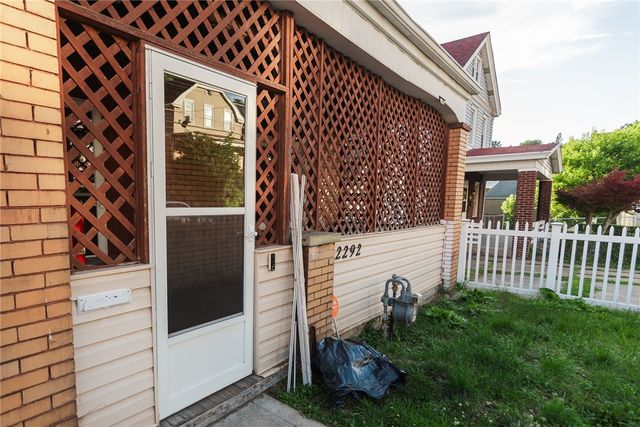2292 Valera Ave, Mt Oliver, PA 15210