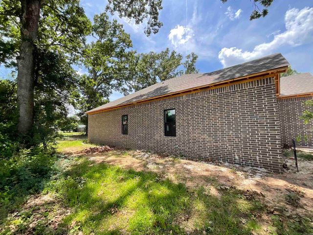 125 Kayla Lane, Lonoke, AR 72086