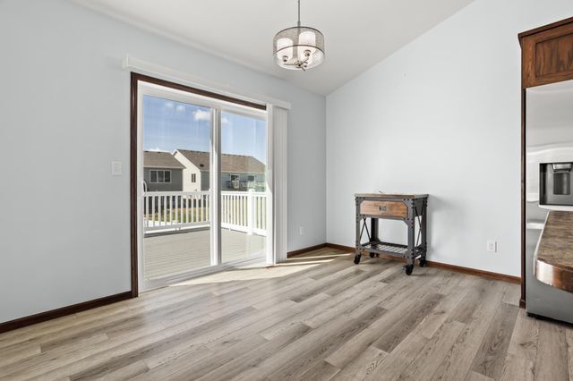5926 56th Avenue S, Fargo, ND 58104