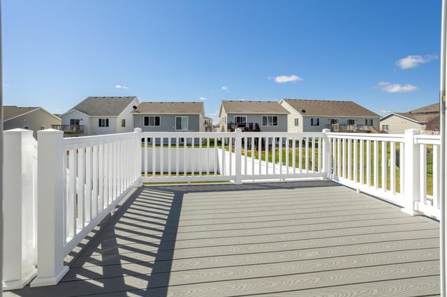 5926 56th Avenue S, Fargo, ND 58104