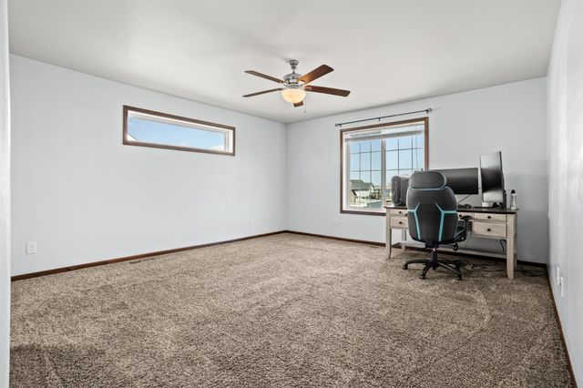 5926 56th Avenue S, Fargo, ND 58104