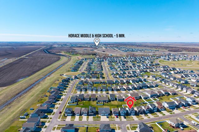 5926 56th Avenue S, Fargo, ND 58104