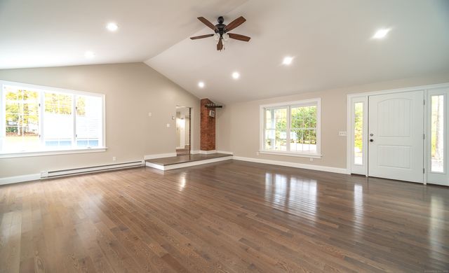 882 Killingworth Road, Haddam, CT 06441