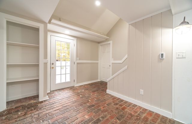 882 Killingworth Road, Haddam, CT 06441
