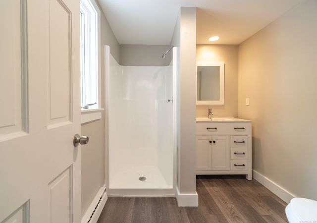 882 Killingworth Road, Haddam, CT 06441