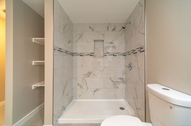 882 Killingworth Road, Haddam, CT 06441
