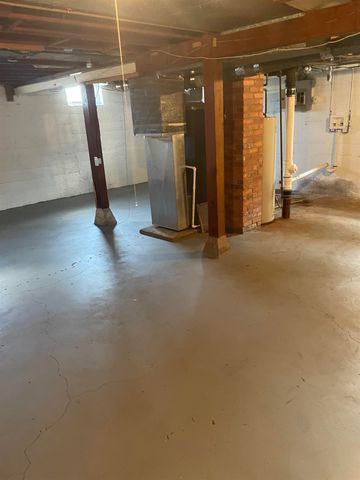 6160 E Boston St, Wichita, KS 67218