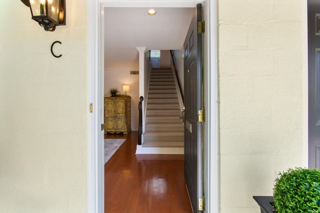 43 St Margaret Street C, Charleston, SC 29403