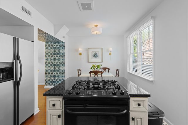 43 St Margaret Street C, Charleston, SC 29403