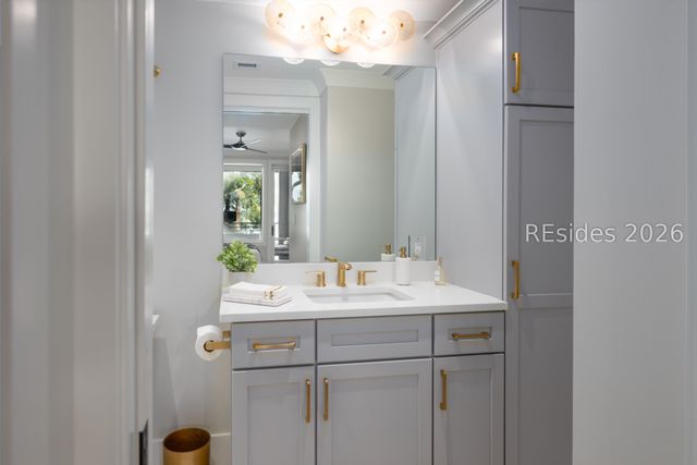 63 Skull Creek Dr Apt 104, Hilton Head Island, SC 29926