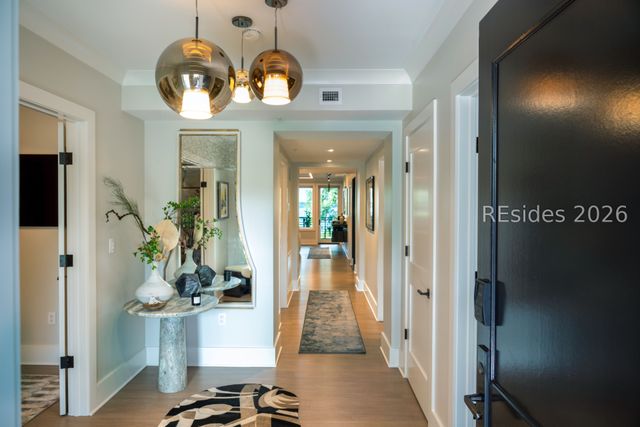 63 Skull Creek Dr Apt 104, Hilton Head Island, SC 29926