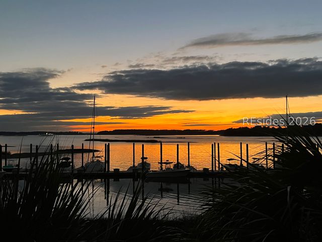 63 Skull Creek Dr Apt 104, Hilton Head Island, SC 29926