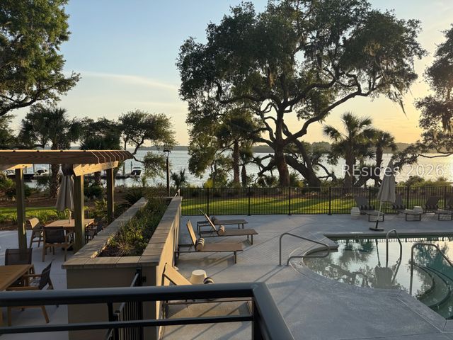 63 Skull Creek Dr Apt 104, Hilton Head Island, SC 29926