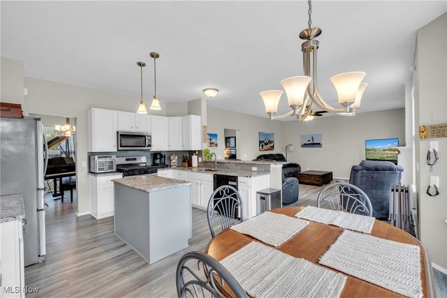 9307 Calista Drive, North Ridgeville, OH 44039