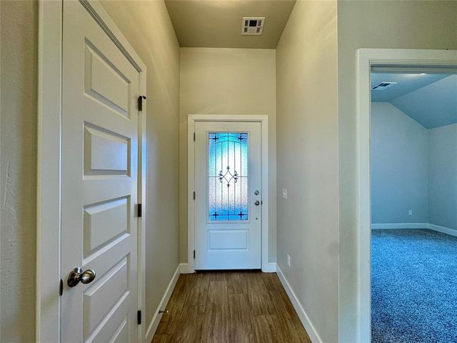 9336 NW 143rd Street, Yukon, OK 73099