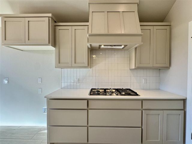 9336 NW 143rd Street, Yukon, OK 73099