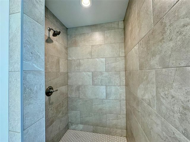 9336 NW 143rd Street, Yukon, OK 73099