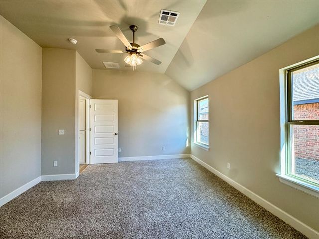 9336 NW 143rd Street, Yukon, OK 73099