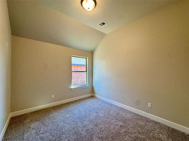 9336 NW 143rd Street, Yukon, OK 73099