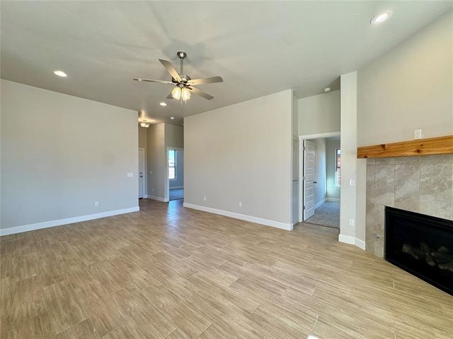 9336 NW 143rd Street, Yukon, OK 73099