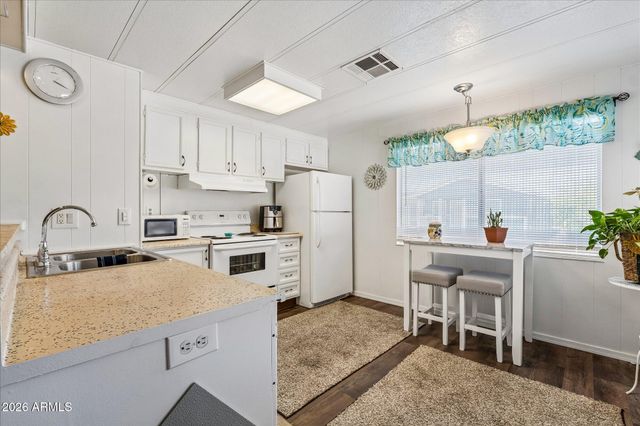 11411 N 91st Avenue 62, Peoria, AZ 85345