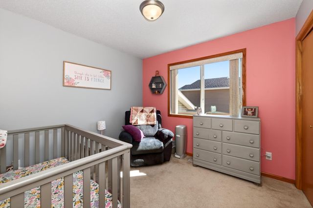 3520 Eagle Run Drive, West Fargo, ND 58078