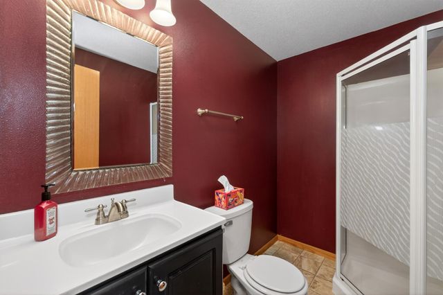 3520 Eagle Run Drive, West Fargo, ND 58078