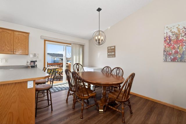 3520 Eagle Run Drive, West Fargo, ND 58078
