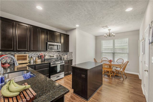 4004 Alford Street, College Station, TX 77845