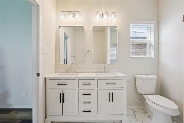 3120 Manuel Creek Drive, Little Elm, TX 75068