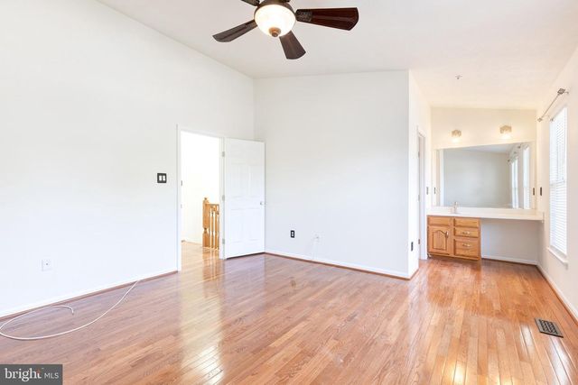 6 SANDVIEW CT, Baltimore, MD 21209