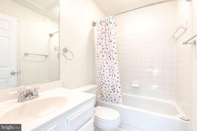 6 SANDVIEW CT, Baltimore, MD 21209