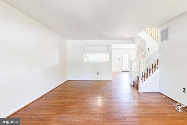 6 SANDVIEW CT, Baltimore, MD 21209