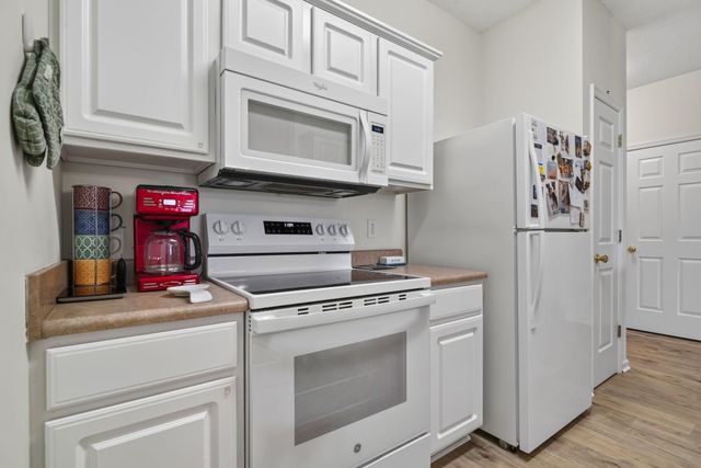 2070 Cross Gate Blvd Unit 303, Myrtle Beach, SC 29575