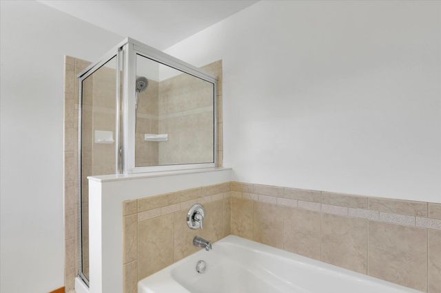 18215 E Crescent Dr, Greenacres, WA 99016