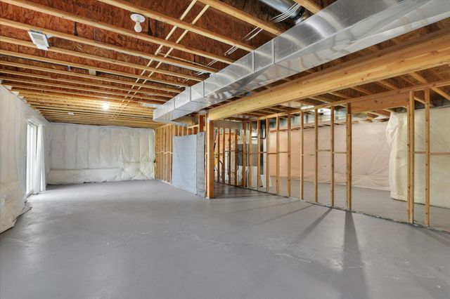 18215 E Crescent Dr, Greenacres, WA 99016
