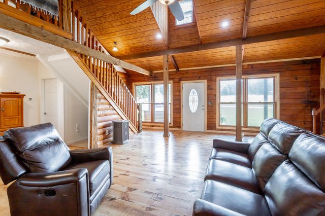 2195 Myers Road, Pikeville, TN 37367