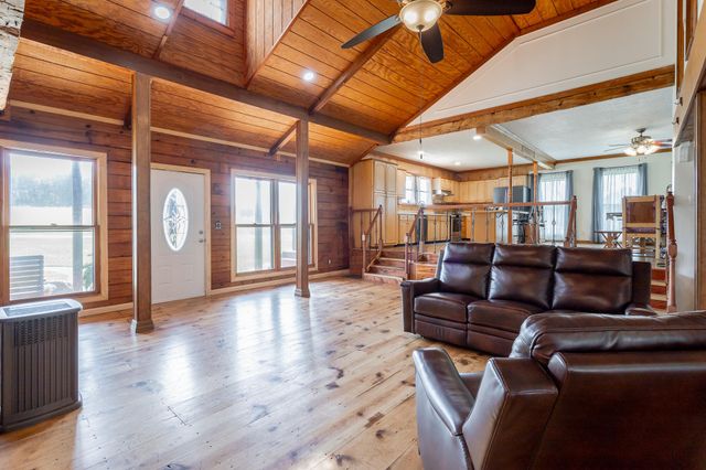 2195 Myers Road, Pikeville, TN 37367