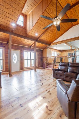 2195 Myers Road, Pikeville, TN 37367