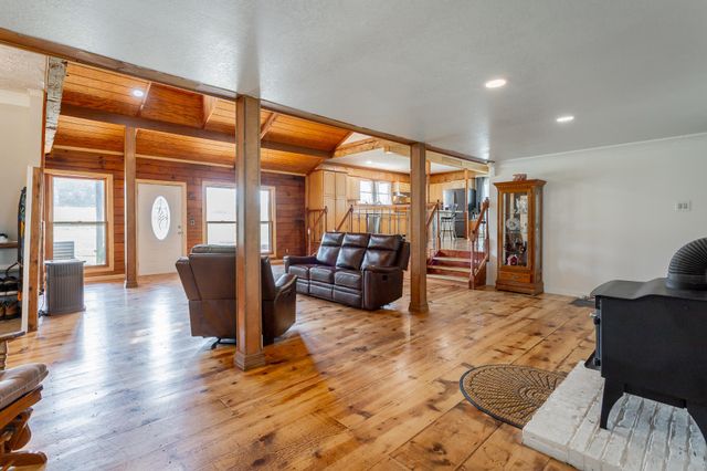 2195 Myers Road, Pikeville, TN 37367