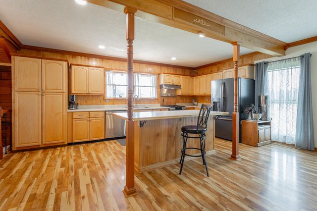2195 Myers Road, Pikeville, TN 37367