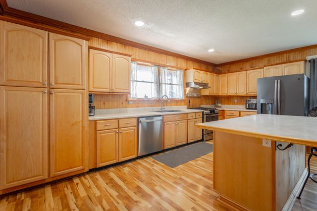 2195 Myers Road, Pikeville, TN 37367