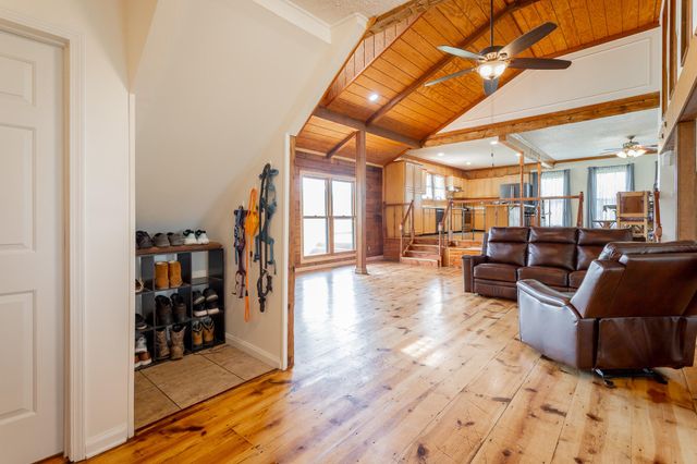 2195 Myers Road, Pikeville, TN 37367