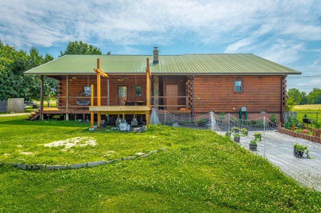 2195 Myers Road, Pikeville, TN 37367