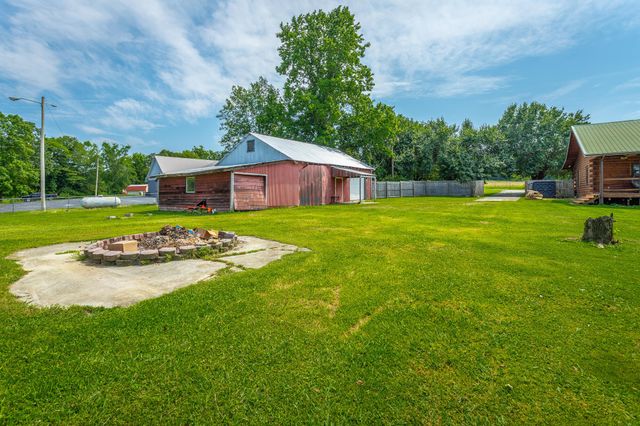 2195 Myers Road, Pikeville, TN 37367