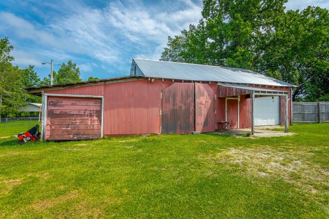 2195 Myers Road, Pikeville, TN 37367