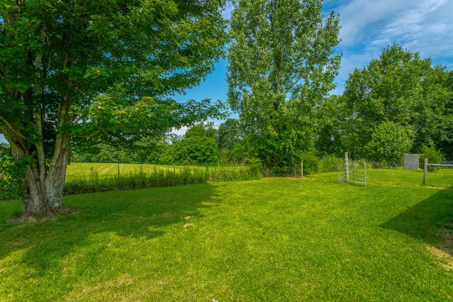2195 Myers Road, Pikeville, TN 37367