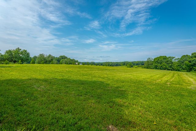 2195 Myers Road, Pikeville, TN 37367