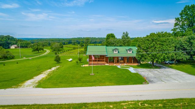 2195 Myers Road, Pikeville, TN 37367